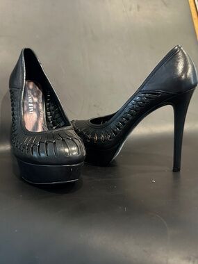 Gianni Bini Platform Stiletto Pumps Woven Pattern (Size 6)
